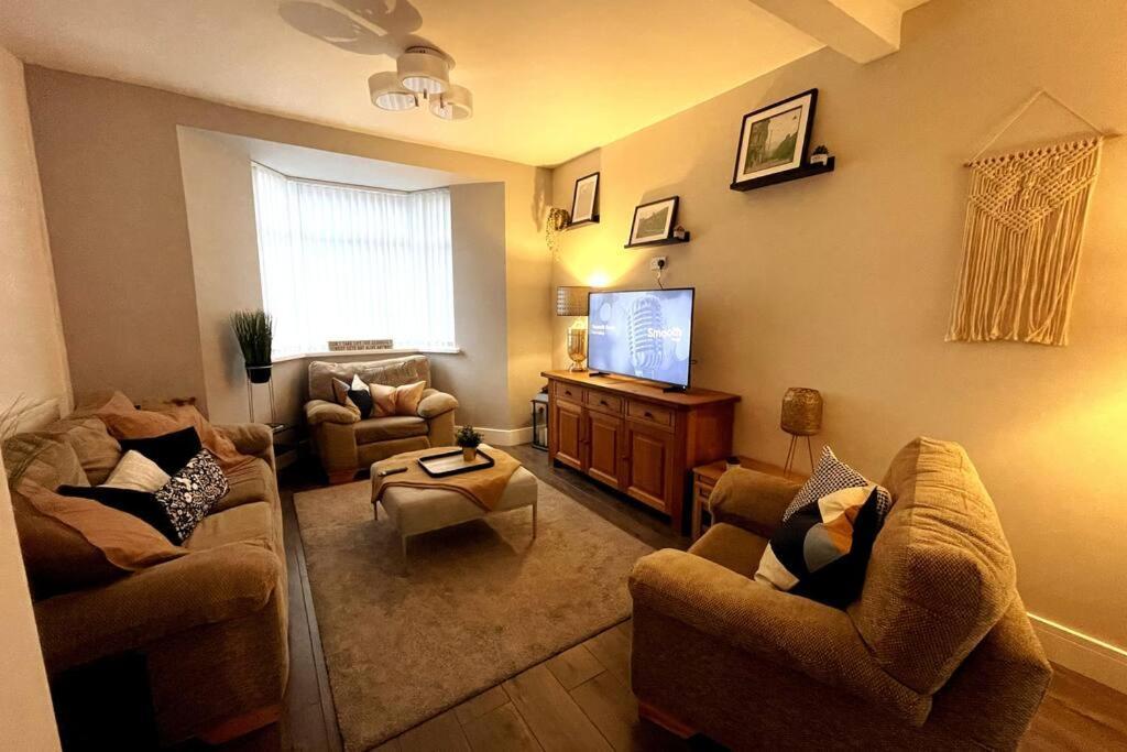 Modern, Spacious And Central Location Aberdare Dış mekan fotoğraf