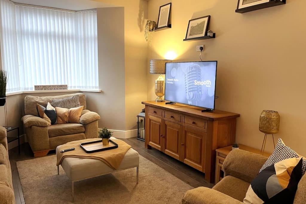 Modern, Spacious And Central Location Aberdare Dış mekan fotoğraf
